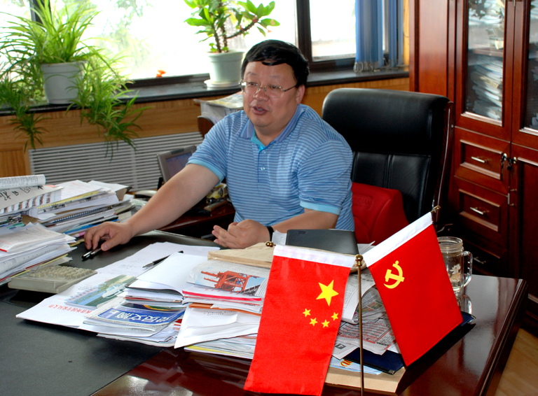 刘平