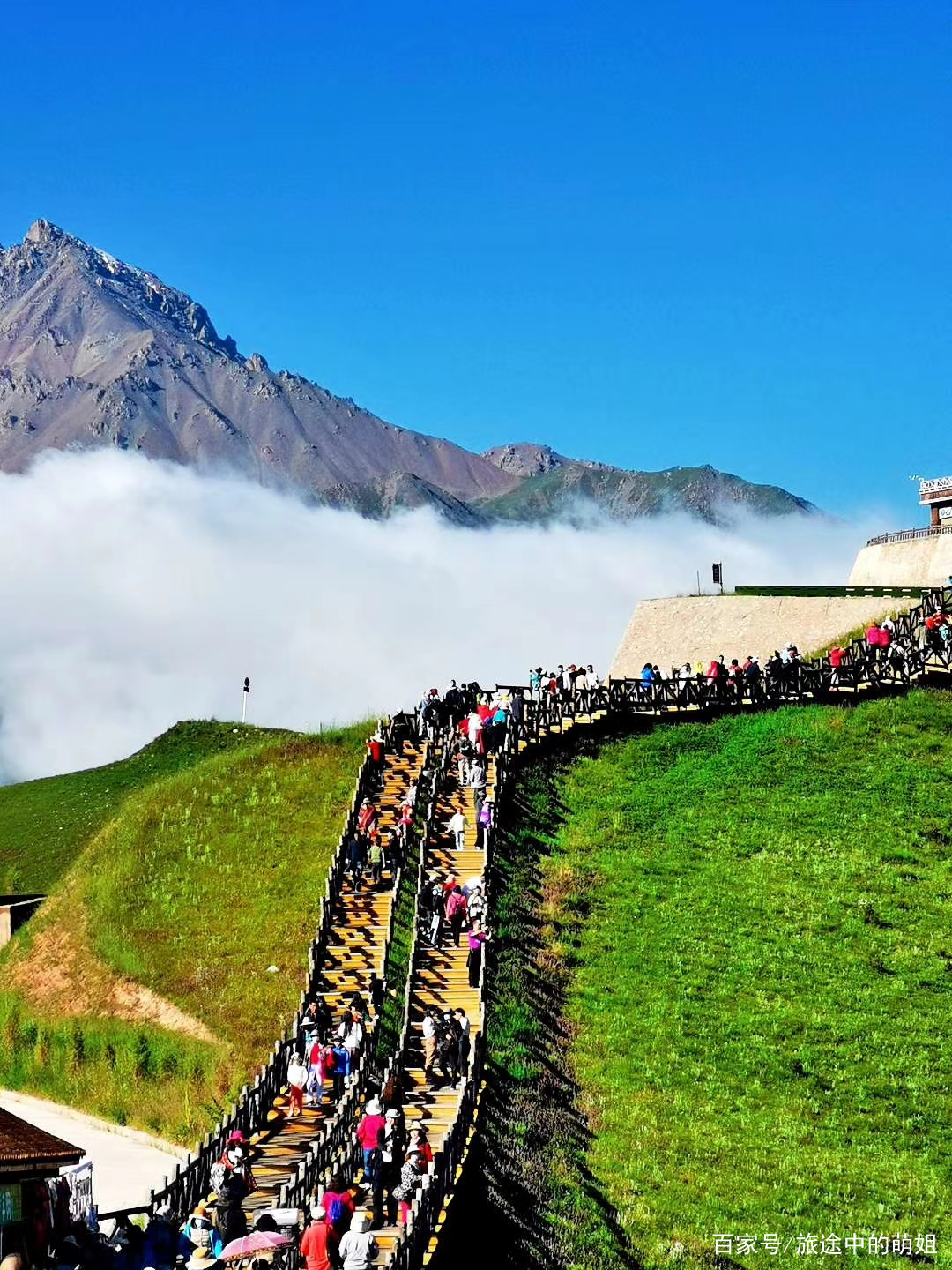 青海美丽的卓尔山风景_百科TA说