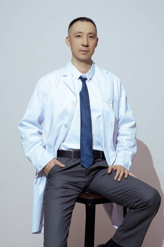 刘学新（上海华美医疗美容医院执业医生）_百度百科