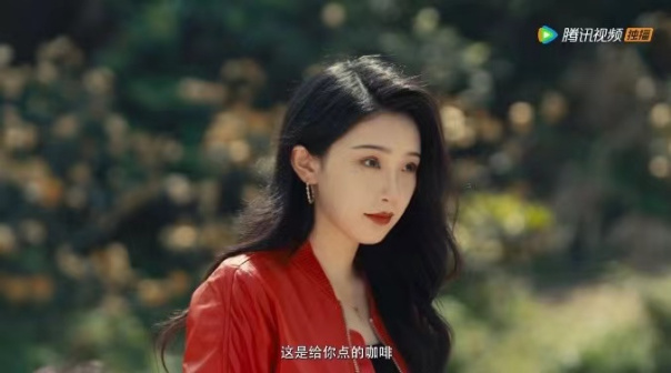 张璇（中国内地1999年出生女演员）_百度百科