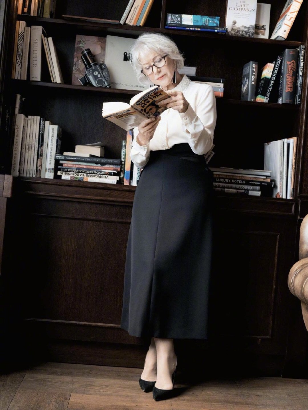  p>海伦·米伦 i>(helen mirren) /i>,1945年7月26日出生于英国伦敦