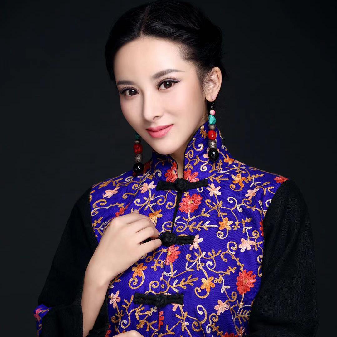  p>《桃花泪》由于武东,吕伟忠作词,修骏作曲,毛一涵演唱. /p>