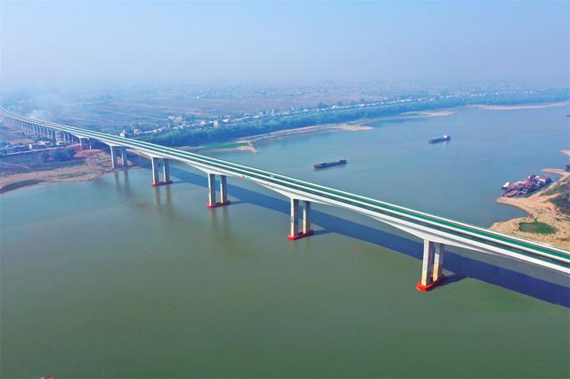 平江—益阳高速公路