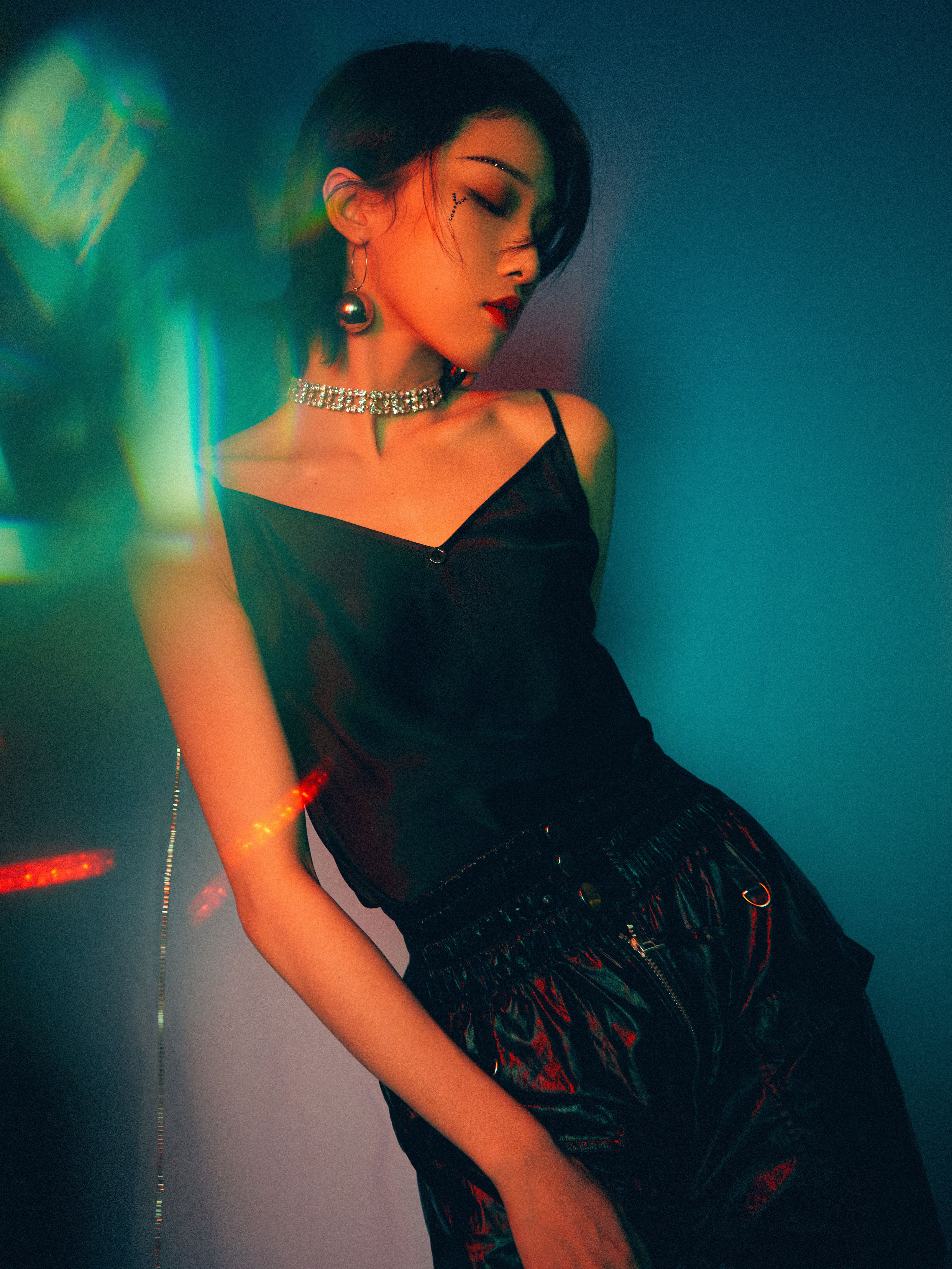 1991年10月7日出生于广东省清远市英德市,中国内地嘻哈说唱女歌手, a