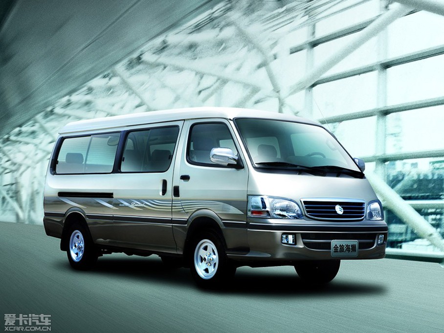 金旅海狮是由厦门金龙旅行车公司生产的新款