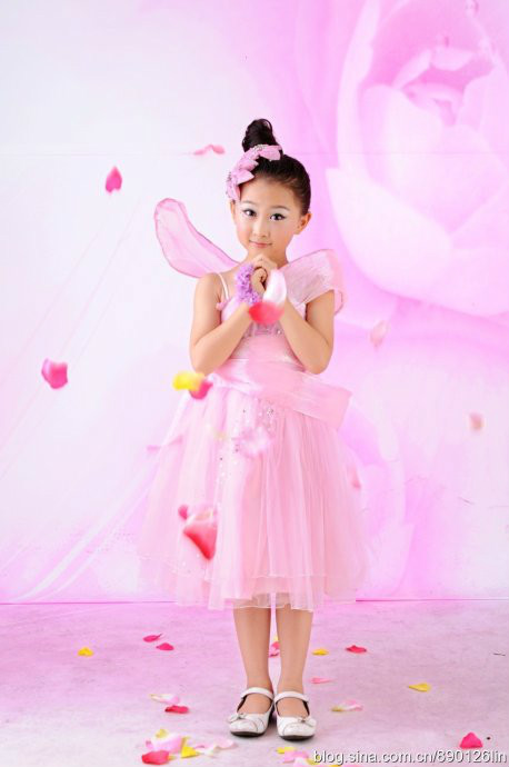  p>刘姝辰毕业于 a target="_blank" href="/item/上海戏剧学院