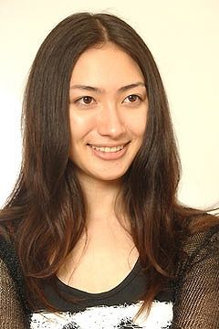  p>香椎由宇,1987年2月16日出生于日本神奈川县绫濑市,模特,演员,隶属