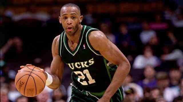 埃尔文·西里尔·罗伯特森