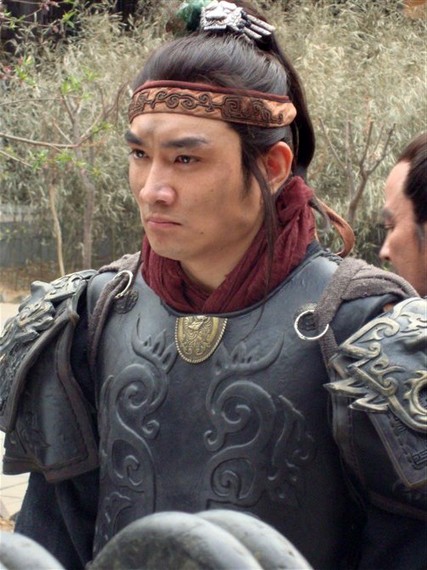  p>董平是《 a data-lemmaid="348">水浒传 /a>》中的人物,绰号 a