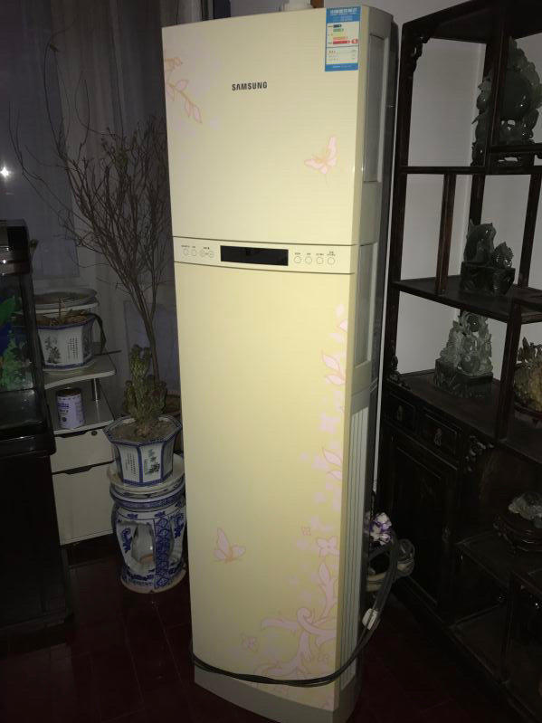  p>三星kfrd-70lw/ega是一款冷暖型,立柜式空调. /p>