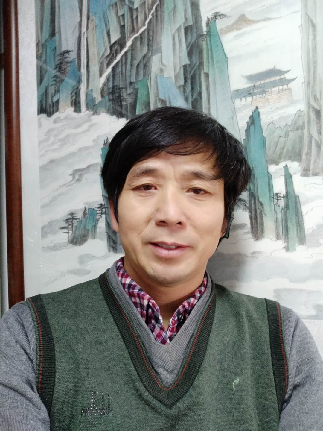  p data-id="gnfbtf3lcu">李仙山,醉月轩主人,1968年生于江苏淮安,现