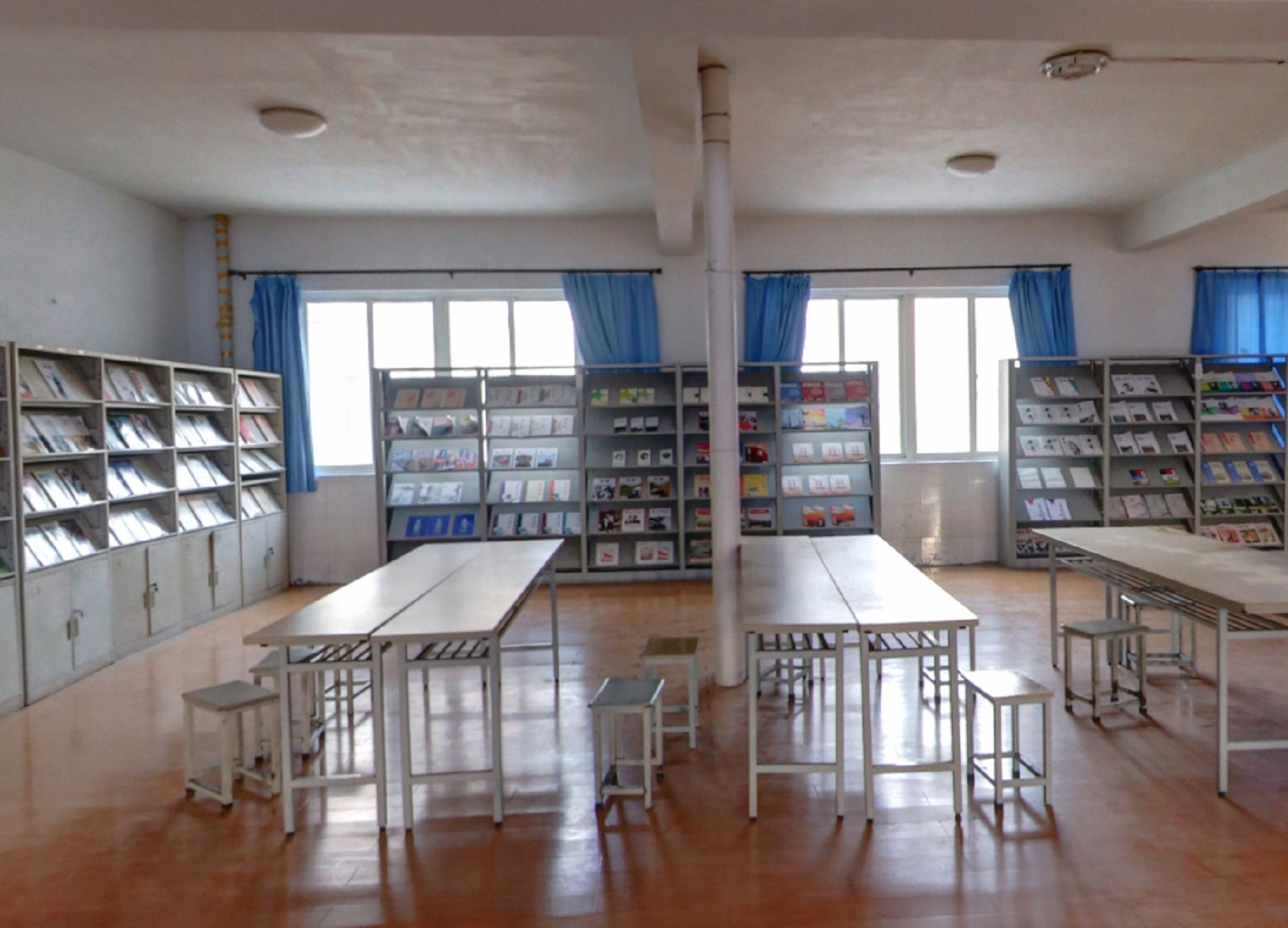  p>淮安市阳光国际学校是一所集高中,初中和小学为一体的高品位,高