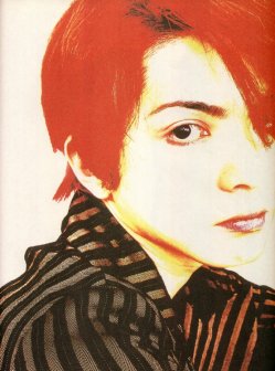 HYDE（日本男歌手、摇滚乐队彩虹乐队主唱）_百度百科