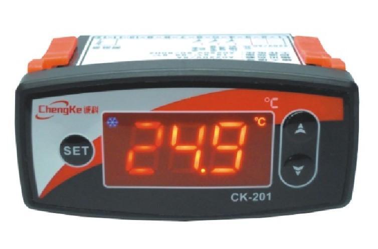 温控器 /a>(thermostat),根据工作环境的温度变化,在开关内部发生物理