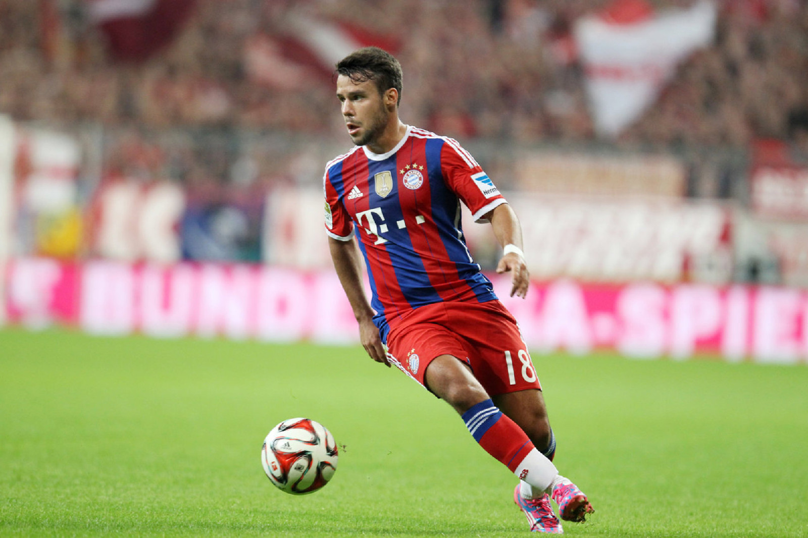  p>胡安·贝尔纳特(juan bernat),全名胡安·贝尔纳特·贝拉斯科(juan