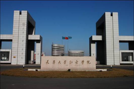  p data-id="gnhikmeusg">团泊湖逸湖岸位于团泊新城核心区域,是天津