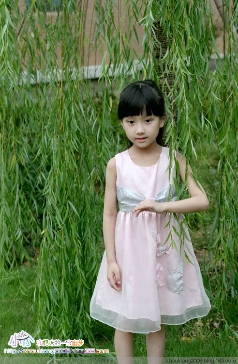  p>西子小小,女,2004年5月26日出生于 a href="#">浙江 /a>省杭州市.