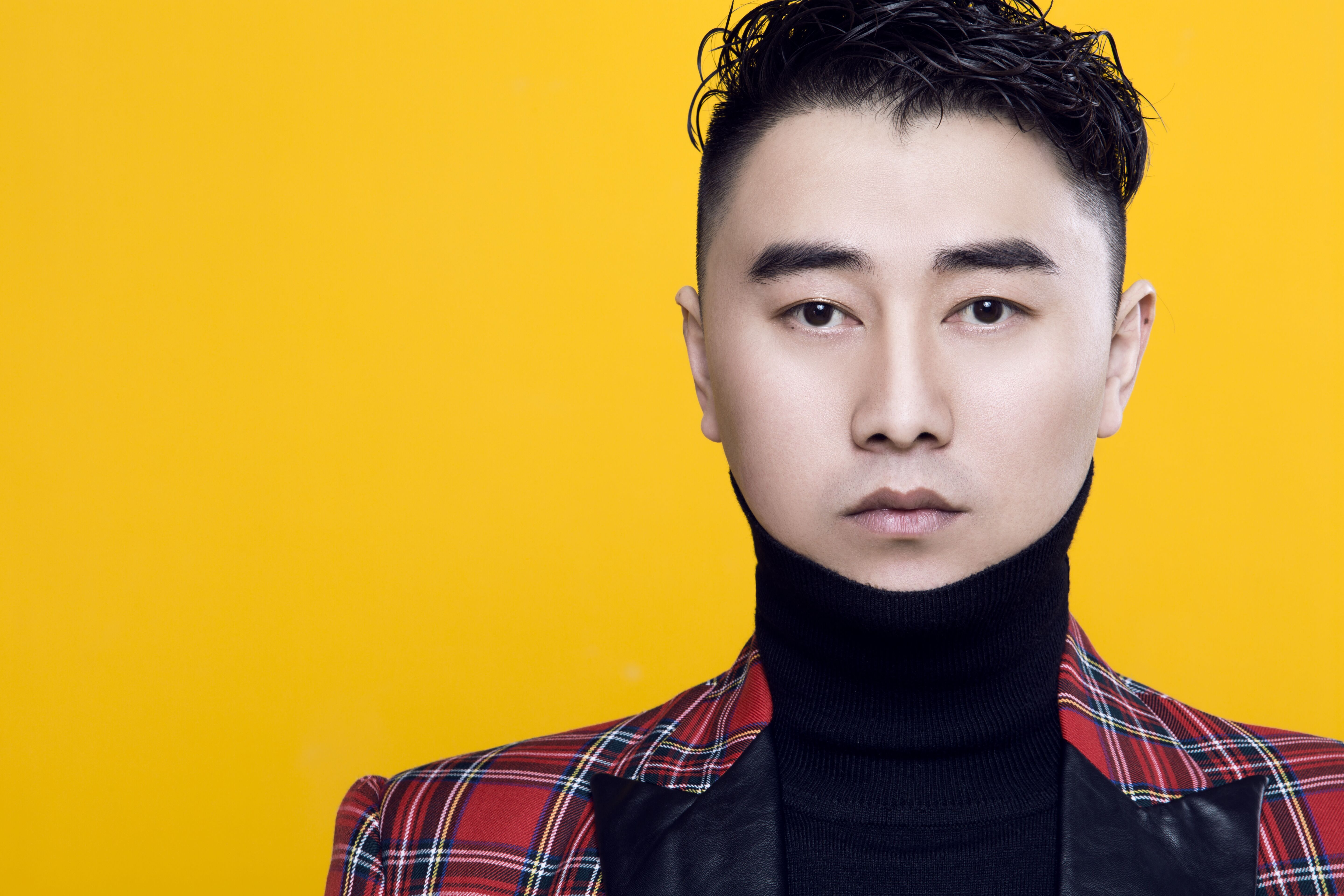  p>莫日根,蒙古族男歌手,演员,代表作品有歌曲《 a target="_blank"