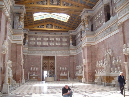  p>瓦尔哈拉神殿是一座纪念历史上著名人物的名人堂,这是一座 a href=