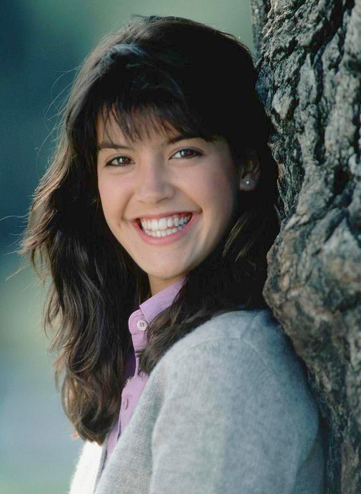 phoebe cates