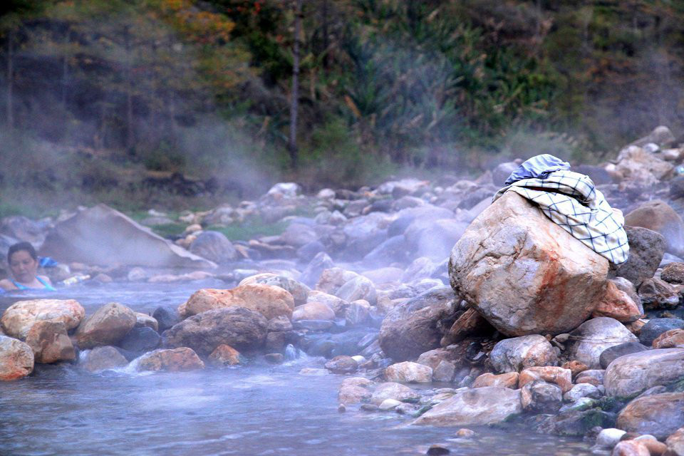 禄劝三江口野温泉