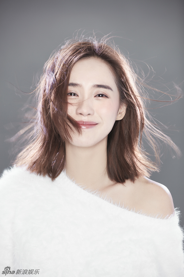  p>王智(原名王紫瑄),1982年7月29日出生于辽宁省鞍山市,中国内地女