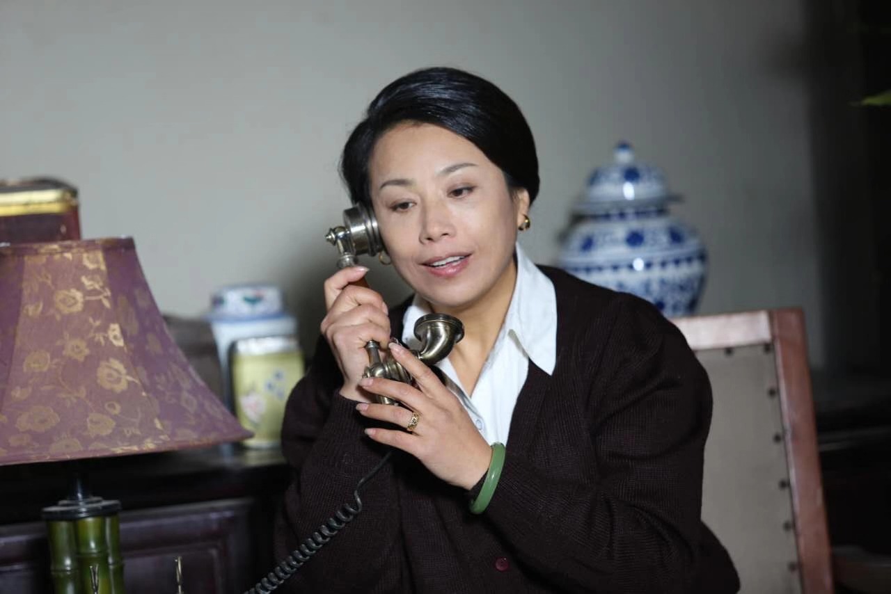  p data-id="gnzql6lxv8">许敏,中国内地女演员.