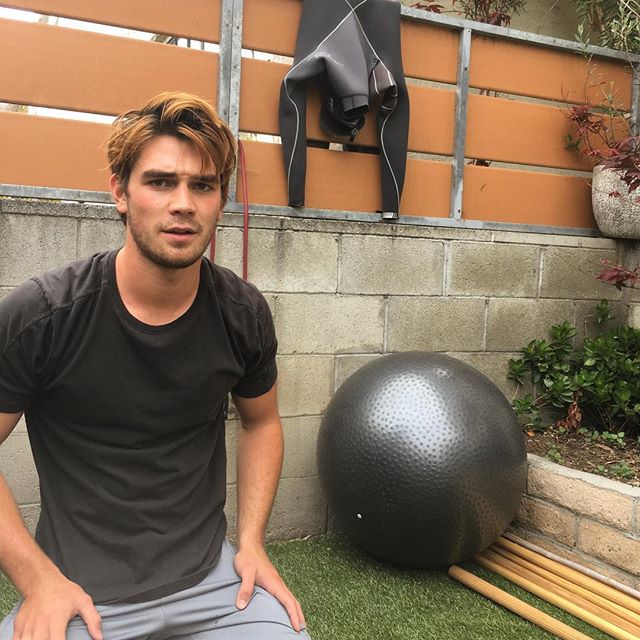 keneti james fitzgerald apa) /i>,1997年6月17日出生于新西兰奥克兰