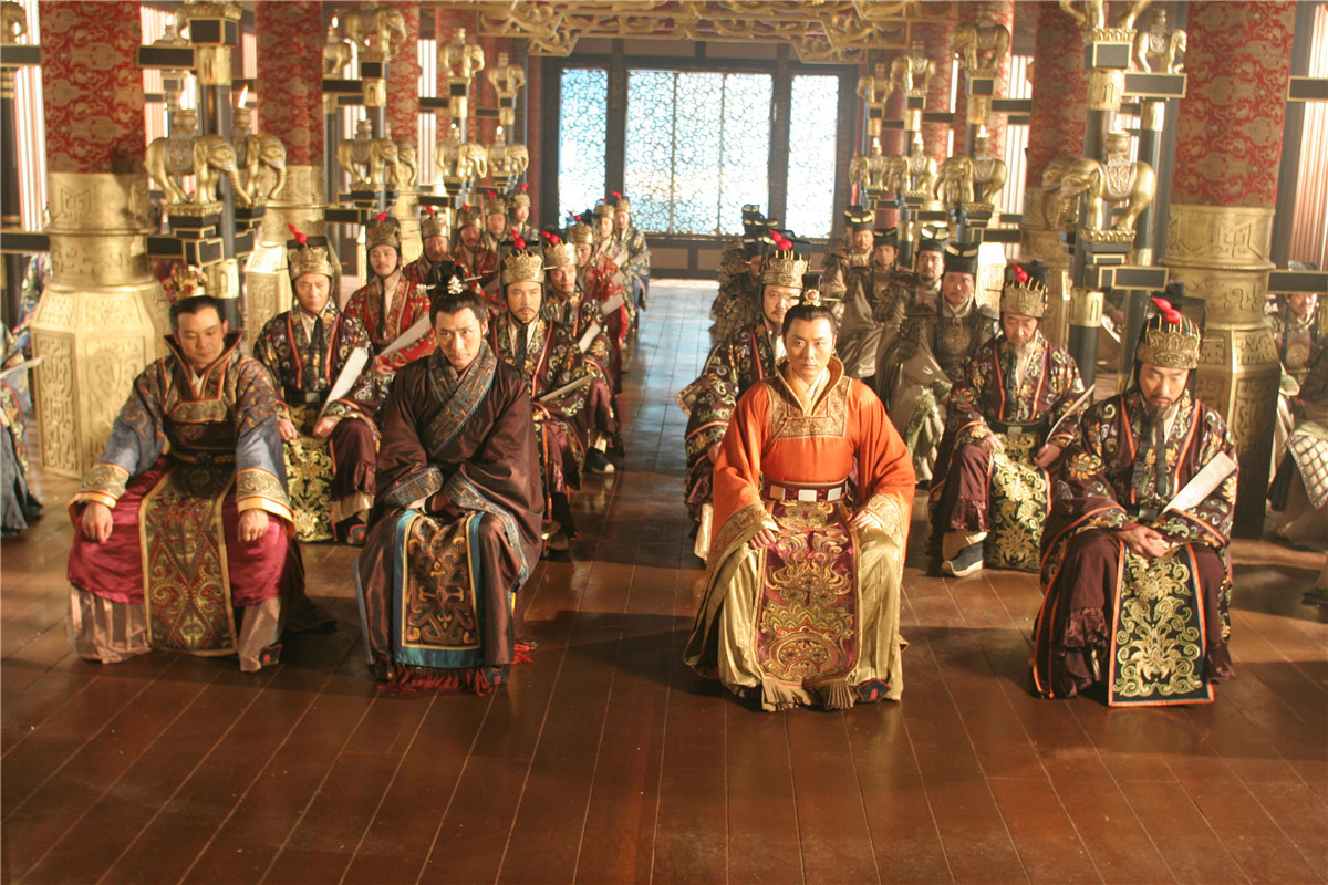 《开创盛世》是由山东电影电视剧制作中心,北京银鹏文化发展有限