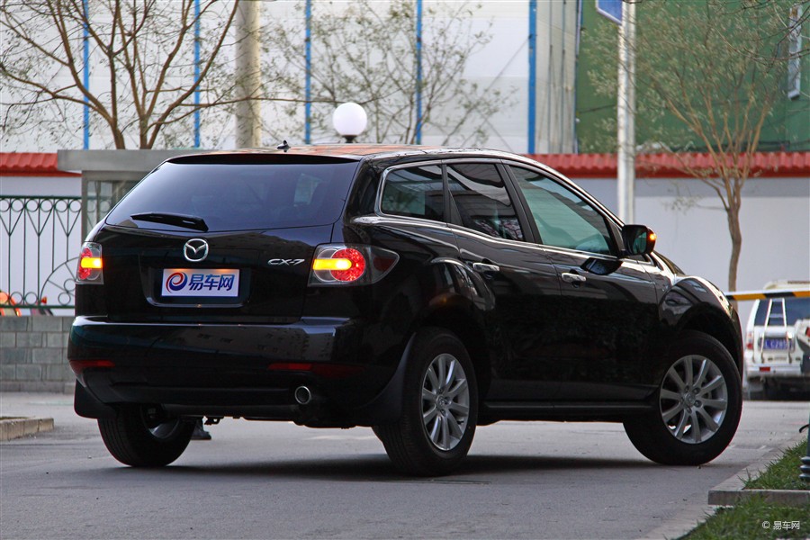  p>马自达cx-7是马自达旗下一款crossoversuv车型,目前在北美地区市场