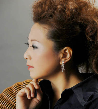  p>胡萍,国家一级演员.主工小旦,武旦. /p>