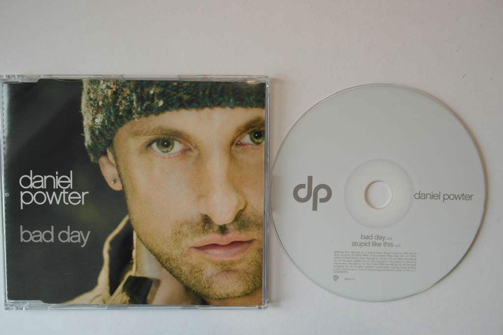 《 b>bad day /b>》为加拿大流行歌手丹尼尔·波特(daniel powter)所