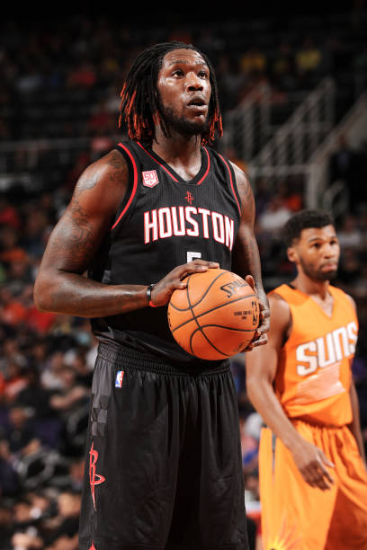  p>蒙特雷斯·哈雷尔(montrezl harrell),1994年1月26日出生于 a