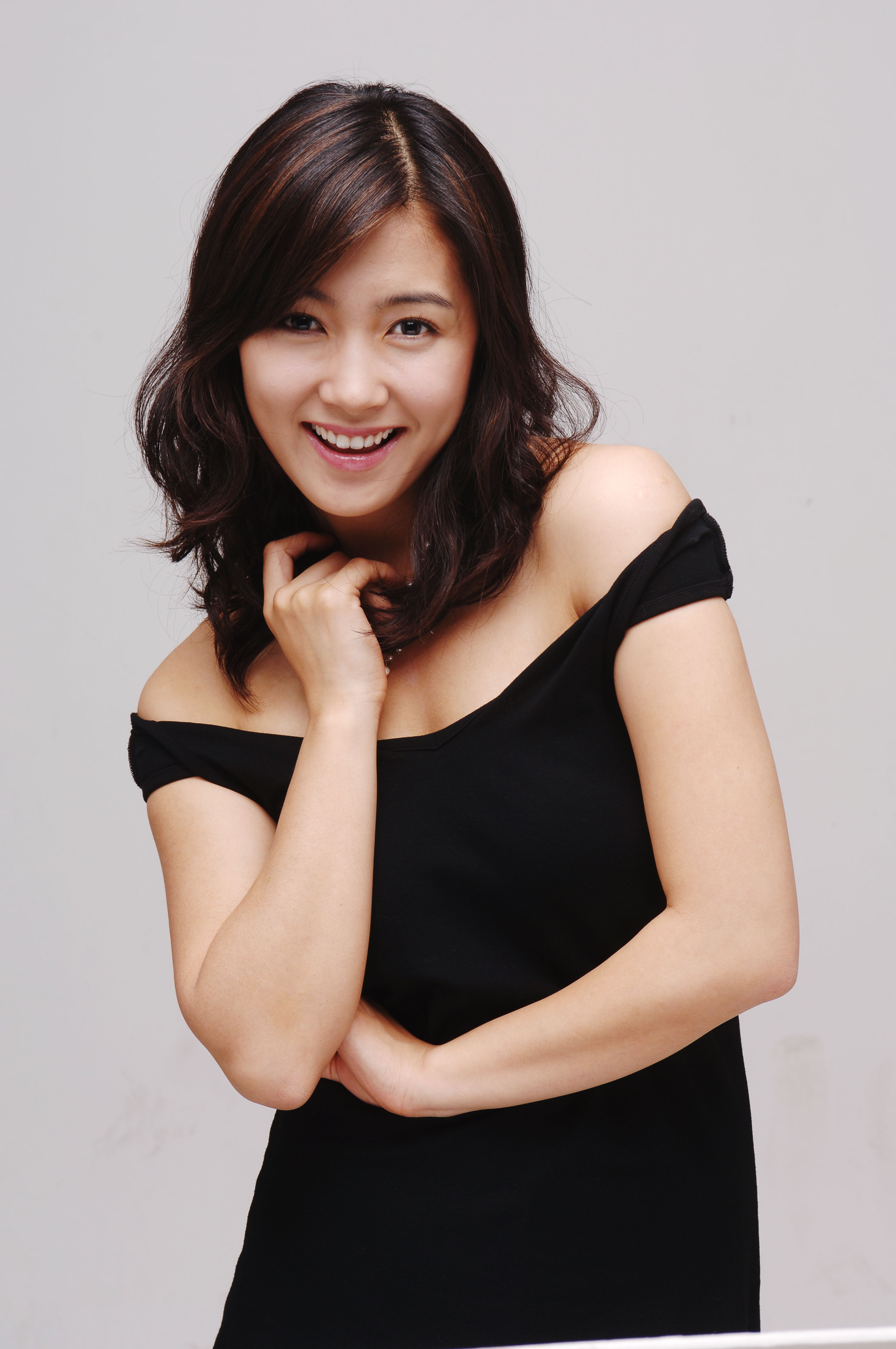  p>南相美,1984年5月3日出生于韩国,韩国影视女演员.