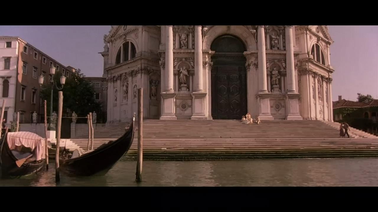 the wings of the dove