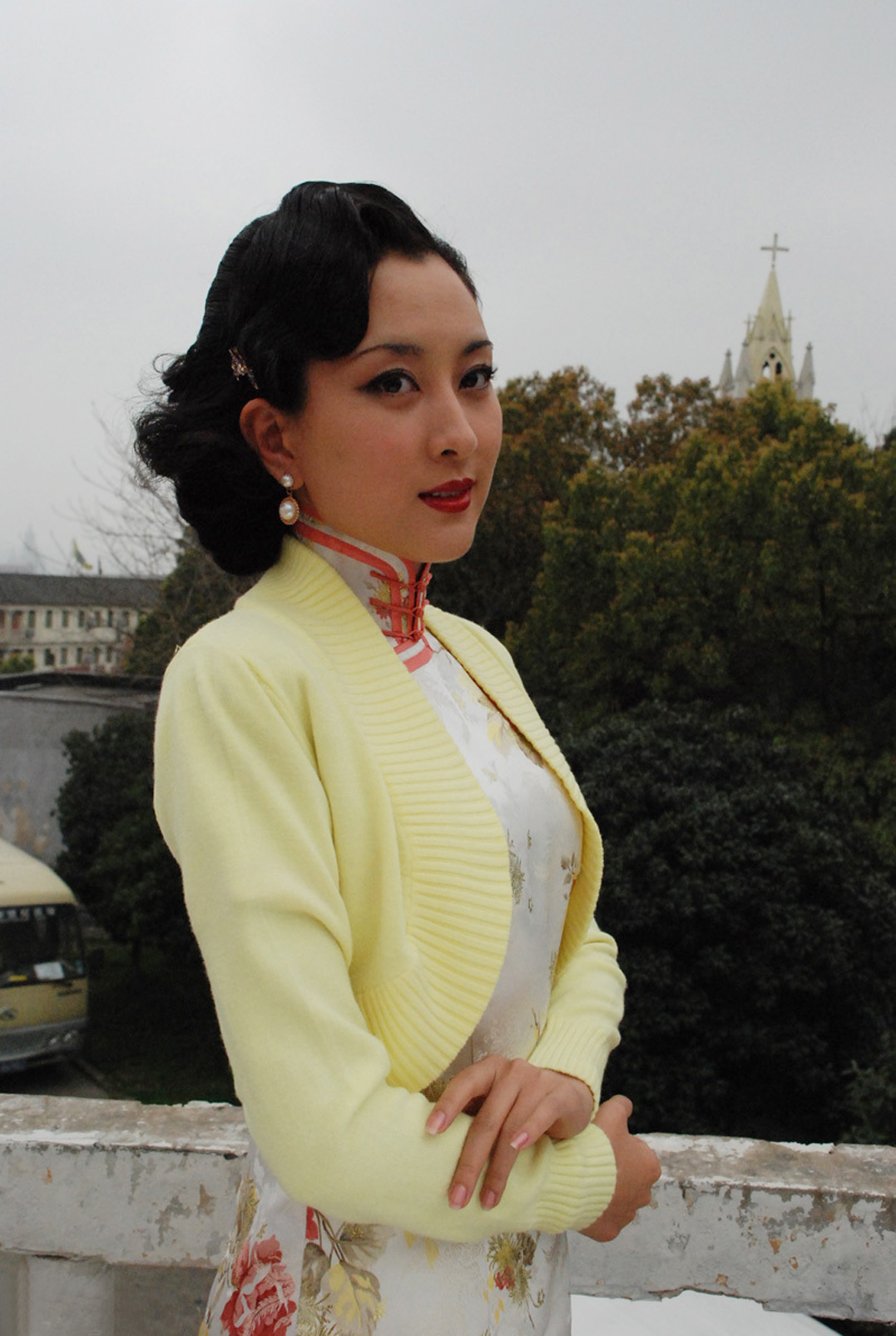  p>《旗袍》是长城影视出品,由李舒执导, a target="_blank" href="