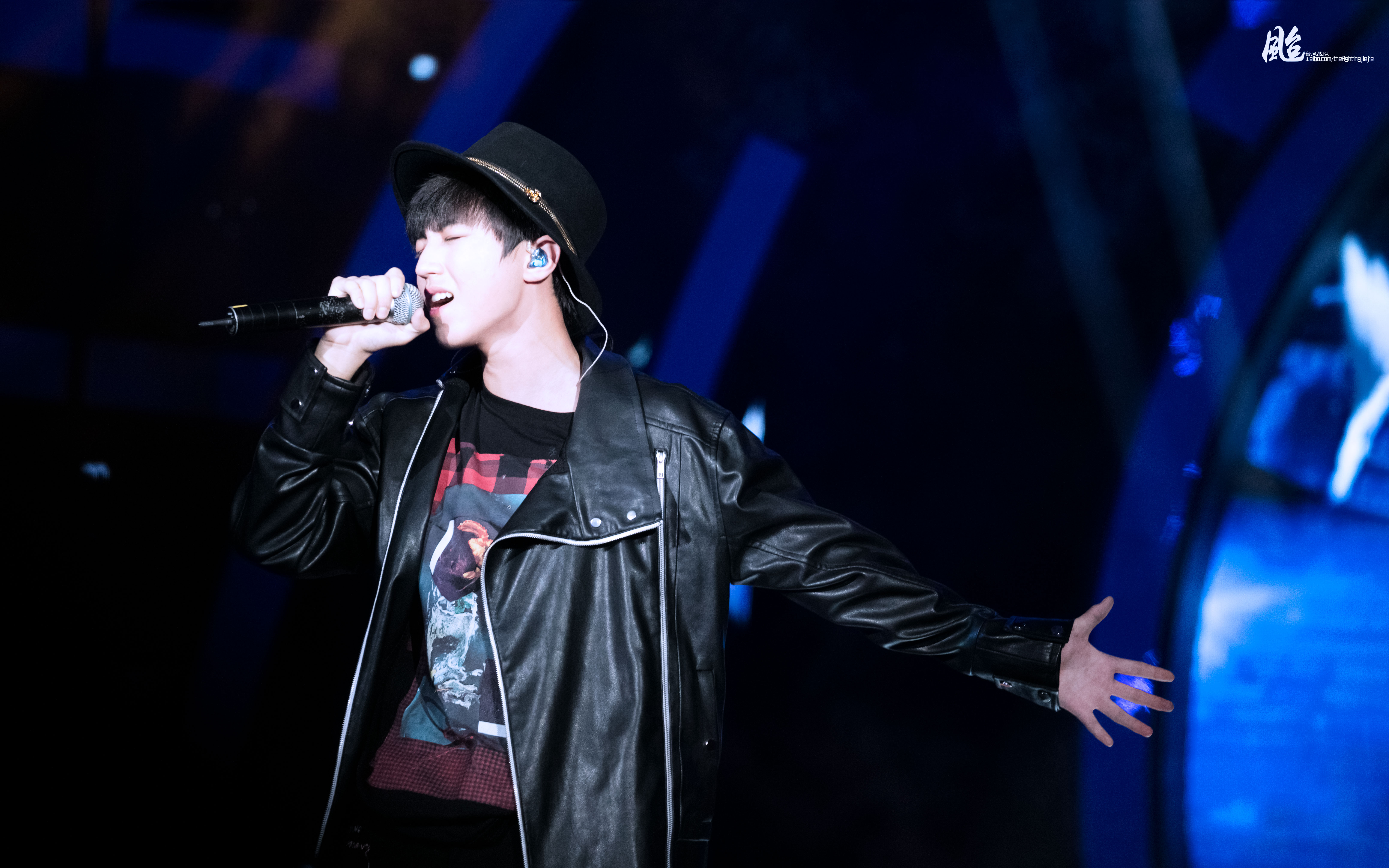  p>王俊凯,1999年9月21日出生于重庆市,中国内地流行乐男歌手,影视