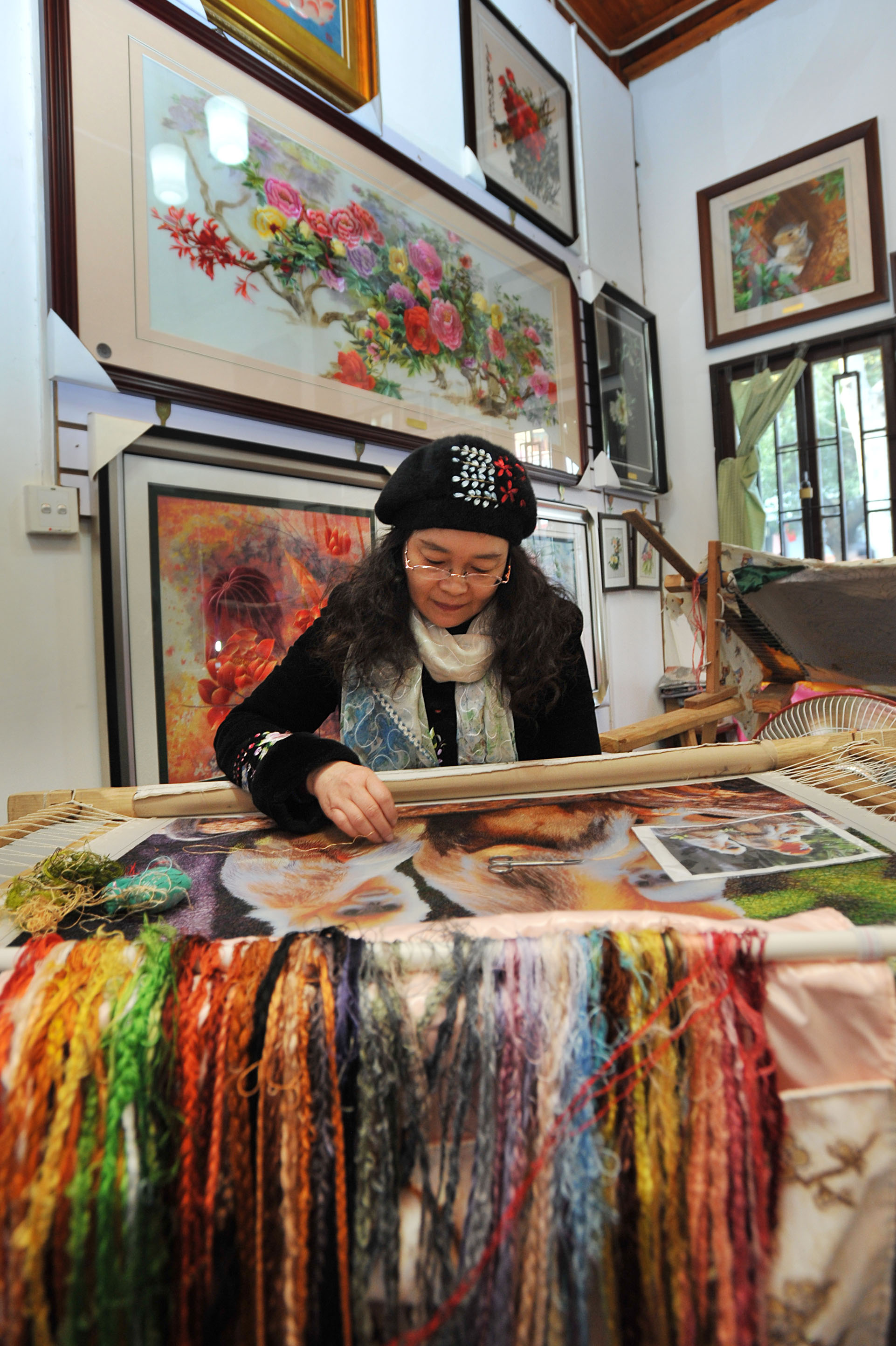 data-lemmaid="2316672">武汉市广播电视大学 /a>汉语言文学专业,汉绣