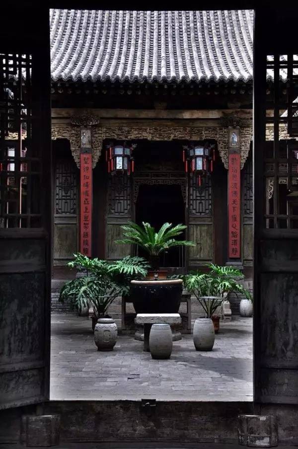 这世间有一种美，叫中式对称之美_百科TA说