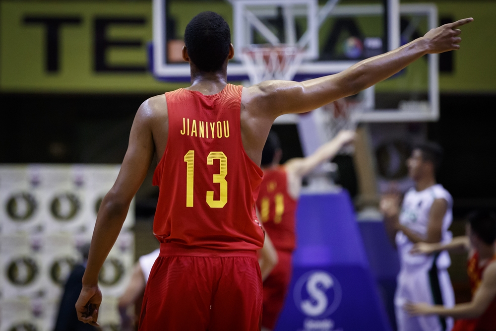 data-id="gnx418z63e">塔瑞克·加尼尤(taruike jianiyou),中文名丘天