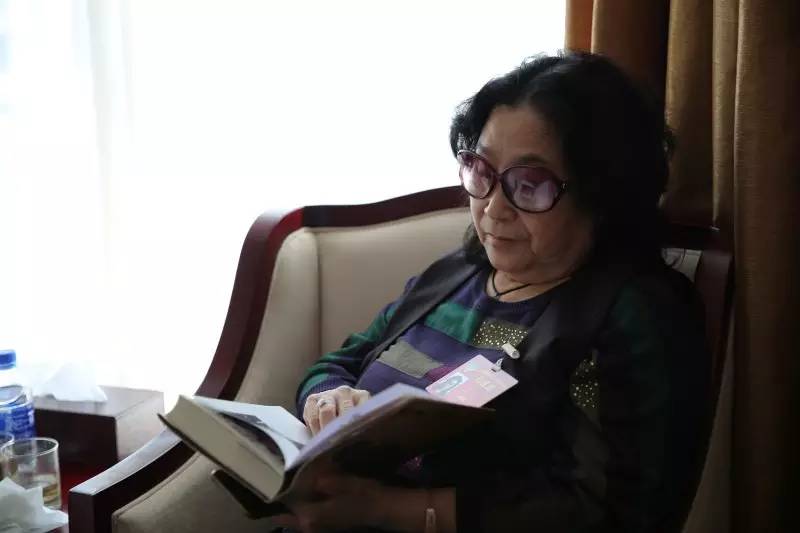 data-id="gncokr2i6i">霍达,女,回族,1945年11月26日出生于北京,作家