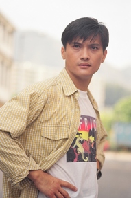  p>《有肥人终成眷属》(英文:in the name of love)是1996年10月至12