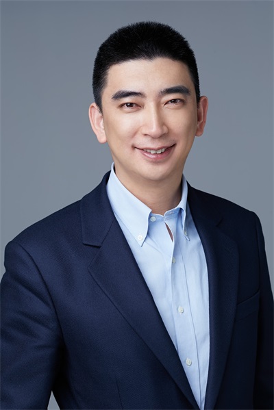 董明