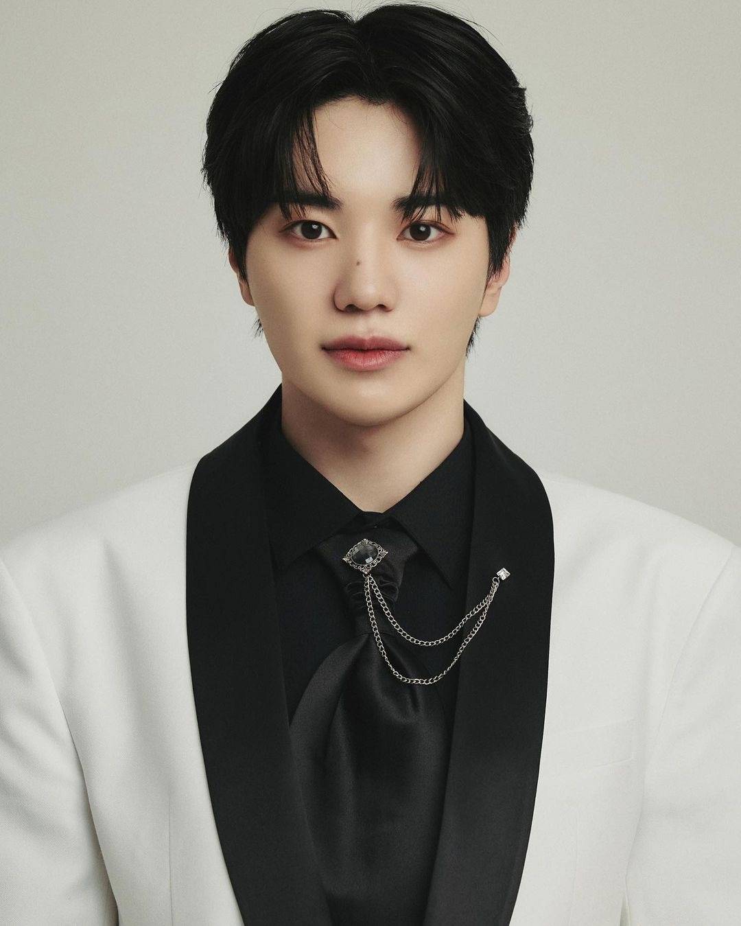  p data-id="gnwmaj8wli">李成钟(lee seongjong),1993年9月3日出生于