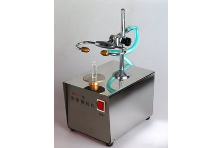  p>安瓿封盖机熔封时火焰均匀,拉丝光滑,熔封速度快,噪音小,产量20支
