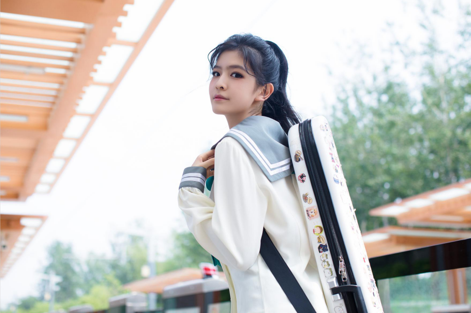 陈依妙