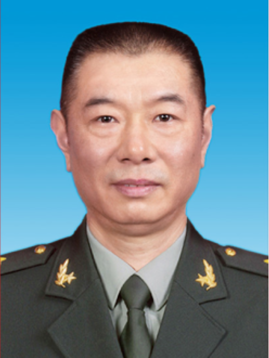  p>李军,男,汉族,1968年6月生,大专学历,军事学硕士,中共党员,少将