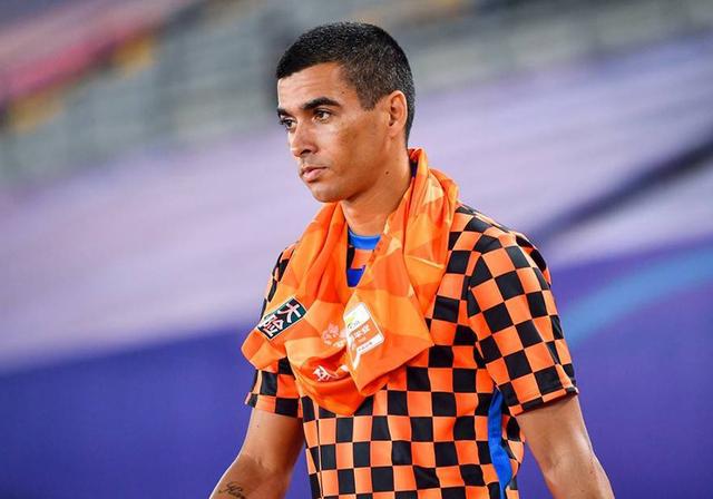 莱昂纳多·罗德里格斯·佩雷拉