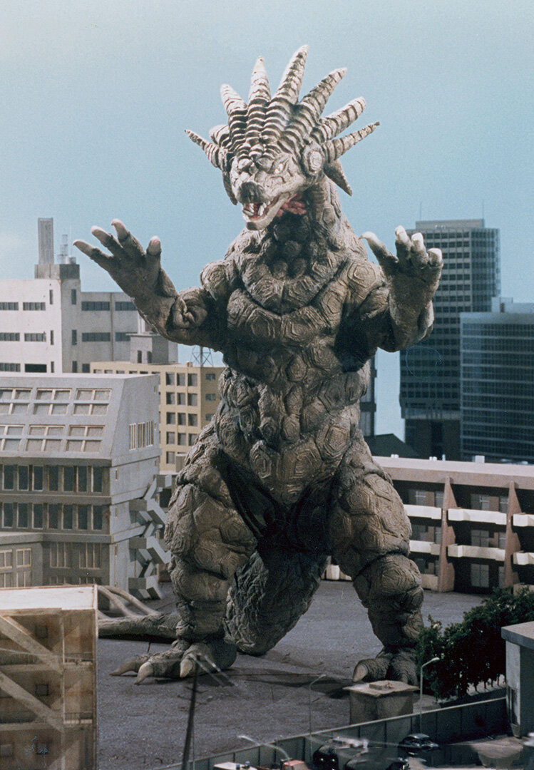 莎尔曼多拉,初登场于<a target="