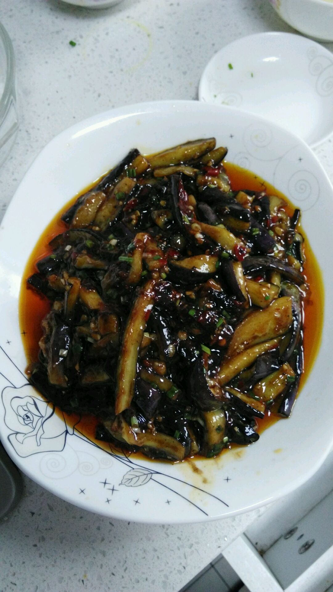  p>豆瓣油淋茄子,是一道 a target="_blank" href="/item/家常菜